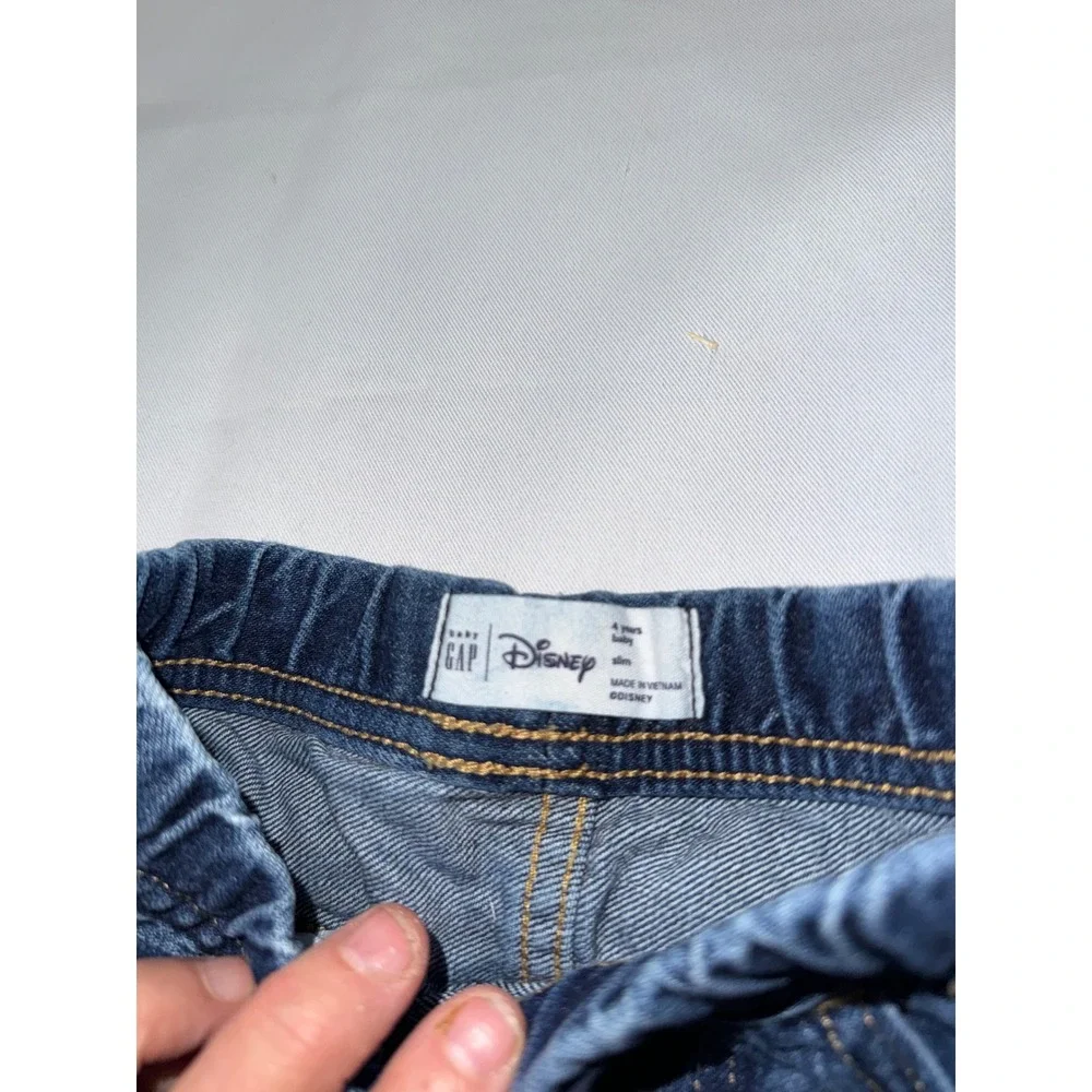 GAP baby disney